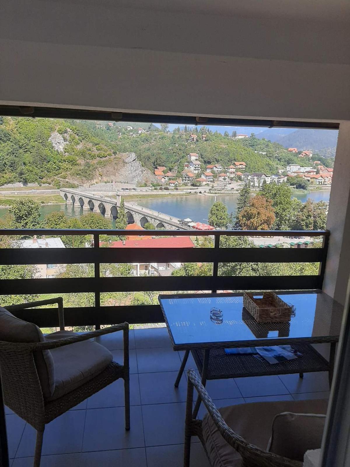 Apartman Dan & Noc Višegrad Szoba fotó